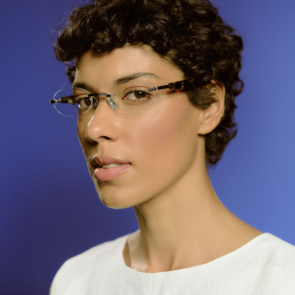 conheça nossa linha de óculos de grau a partir de R$595 com lentes de grau básicas inclusas.