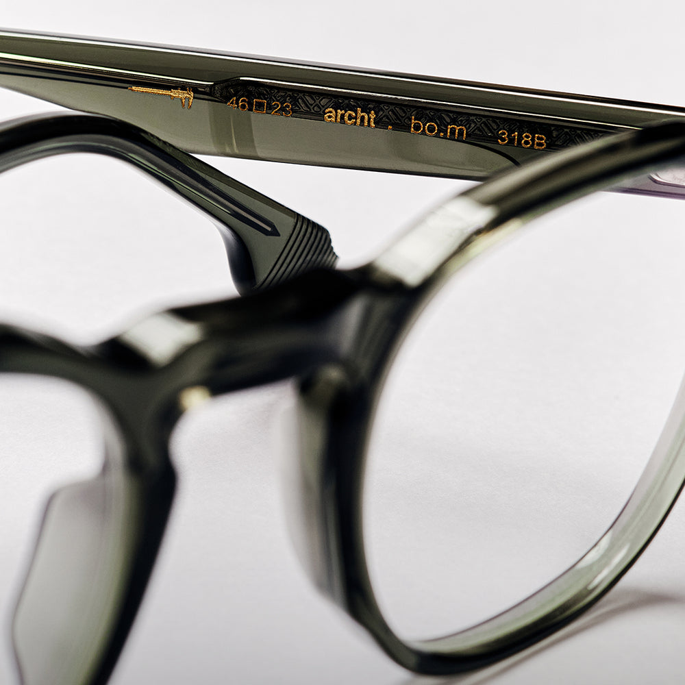 conheça nossa linha de óculos de grau a partir de R$595 com lentes de grau básicas inclusas.